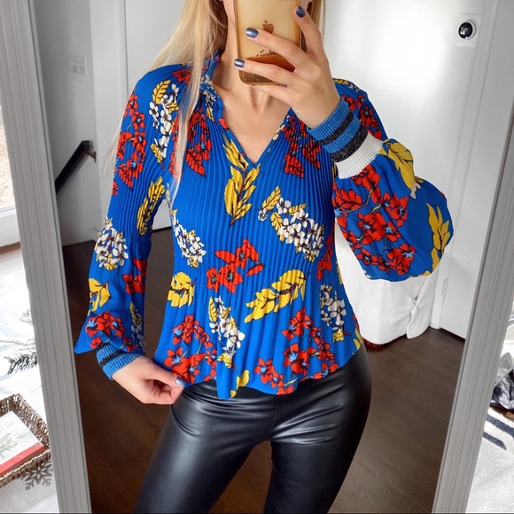 💙 BELLE VERE BOHO BLUE MULTI COLORFUL FLORAL PLEATED LOOSE FIT BLOUSE! - Picture 4 of 9